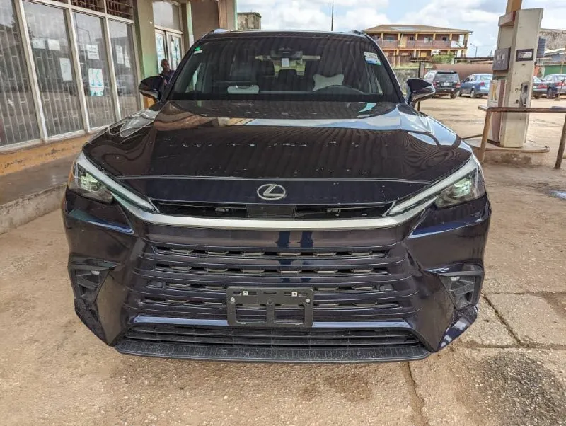 Lexus TX 350